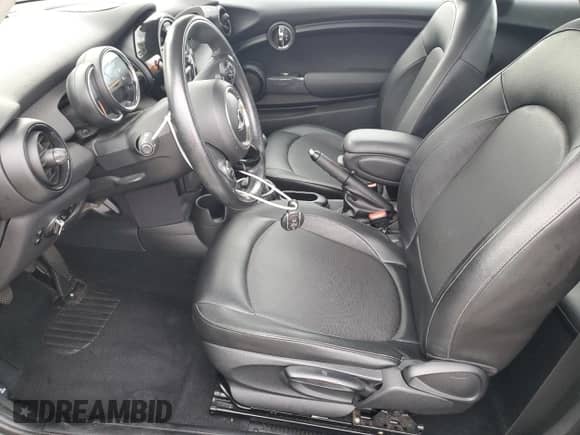 2014 MINI Hardtop with VIN WMWXM5C54ET972436, listed as a Copart auction lot 84750525 with 96,516 mi miles and Non repairable. Bid and sale history available at DreamBid. Image 7.