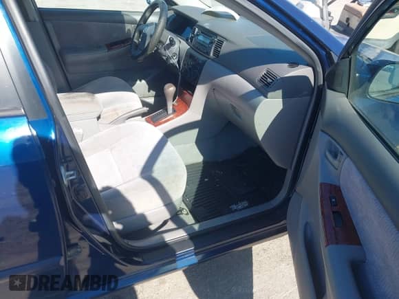 2005 Toyota Corolla CE с VIN 1NXBR32E65Z349393, выставлен на аукционе IAAI как лот 43535395 с пробегом 224 645 миль миль и . История ставок и продаж доступна на DreamBid. Изображение 5.