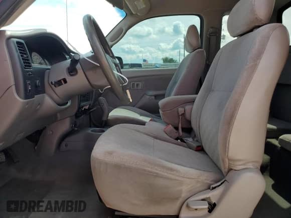 2003 Toyota Tacoma PreRunner with VIN 5TESM92N03Z259604, listed as a Copart auction lot 70811045 with 253,347 mi miles and Salvage title. Bid and sale history available at DreamBid. Image 7.