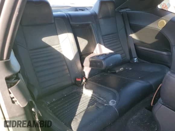 2015 Dodge Challenger R/T Plus с VIN 2C3CDZBT8FH782196, выставлен на аукционе Copart как лот 82279195 с пробегом 81 173 миль миль и Списание • Salvage title. История ставок и продаж доступна на DreamBid. Изображение 10.