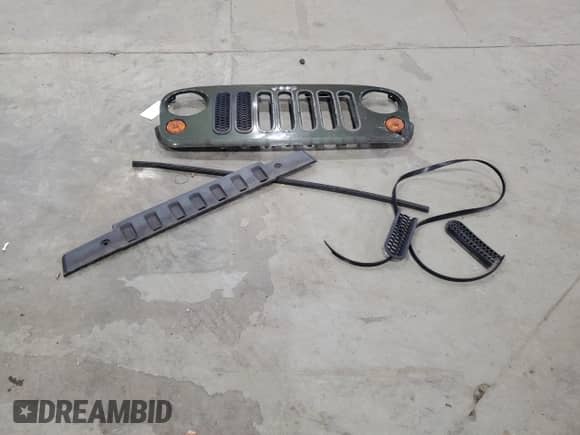 2008 Jeep Wrangler Unlimited X with VIN 1J4GA39158L583789, listed as a Copart auction lot 86292065 with 170,334 mi miles and Salvage title. Bid and sale history available at DreamBid. Image 13.