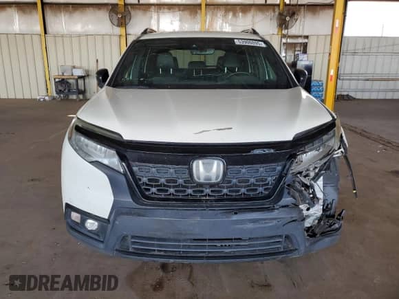 2019 Honda Passport Touring with VIN 5FNYF7H98KB003861, listed as a Copart auction lot 53900895 with 126,096 mi miles and Salvage title. Bid and sale history available at DreamBid. Image 5.