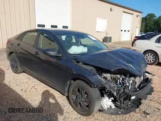 2021 Hyundai Elantra SEL с VIN 5NPLM4AG5MH000881, выставлен на аукционе IAAI как лот 43188633 с пробегом 85 451 миль миль и . История ставок и продаж доступна на DreamBid. Изображение 1.