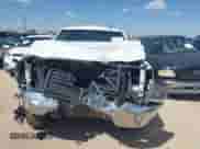 2018 Chevrolet Silverado 1500 LT z VIN 3GCUKREC9JG274331, wystawiony jako IAAI lot #42785716 z przebiegiem Nie podano mil oraz . Historia ofert i sprzedaży dostępna na DreamBid. Obrazek 12.