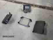 2015 Chevrolet Silverado 2500HD Work Truck z VIN 1GC1KUEG0FF536514, wystawiony jako Copart lot #53471415 z przebiegiem 187 156 mil mil oraz Szkoda całkowita • Salvage title. Historia ofert i sprzedaży dostępna na DreamBid. Obrazek 12.