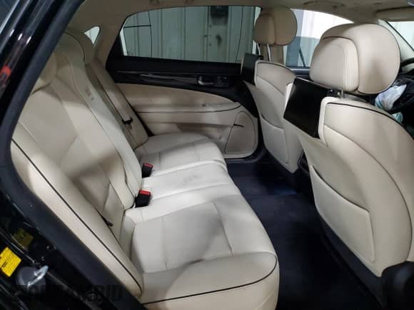 2016 Hyundai Equus Ultimate с VIN KMHGH4JHXGU102729, выставлен на аукционе Copart как лот 77043834 с пробегом 64 191 миль миль и Списание • Salvage title. История ставок и продаж доступна на DreamBid. Изображение 11.