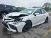 2023 Toyota Camry Hybrid XSE с VIN 4T1K31AK1PU603690, выставлен на аукционе IAAI как лот 42315623 с пробегом 46 954 миль миль и . История ставок и продаж доступна на DreamBid. Изображение 2.
