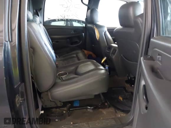 2004 Chevrolet Avalanche Z71 с VIN 3GNEK12T64G116325, выставлен на аукционе IAAI как лот 42399291 с пробегом 263 584 миль миль и . История ставок и продаж доступна на DreamBid. Изображение 8.