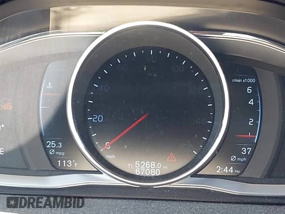 2016 Volvo S60 T5 Drive-E Premier z VIN YV126MFK9G2397028, wystawiony jako IAAI lot #42593825 z przebiegiem 67 080 mil mil oraz . Historia ofert i sprzedaży dostępna na DreamBid. Obrazek 16.