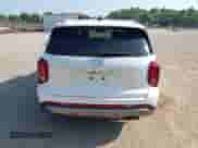 2023 Hyundai Palisade SEL z VIN KM8R24GE0PU553644, wystawiony jako IAAI lot #42659056 z przebiegiem 55 596 mil mil oraz . Historia ofert i sprzedaży dostępna na DreamBid. Obrazek 16.
