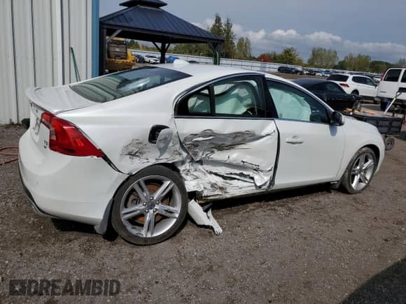 2016 Volvo S60 T5 Premier с VIN YV1612TK2G2410730, выставлен на аукционе Copart как лот 81571325 с пробегом 182 456 миль миль и Чистый • Clean title. История ставок и продаж доступна на DreamBid. Изображение 3.