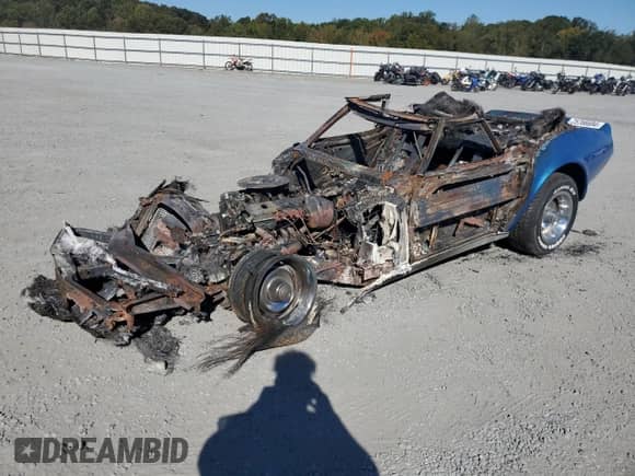 1975 Chevrolet Corvette с VIN 1Z67J5S421245, выставлен на аукционе Copart как лот 75766694 с пробегом Не указан миль и Списание • Salvage title. История ставок и продаж доступна на DreamBid. Изображение 1.