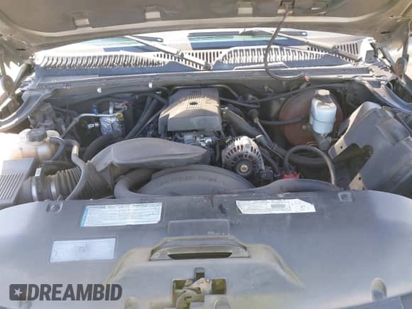 2000 GMC Sierra 1500 SLE z VIN 2GTEC19T8Y1303155, wystawiony jako IAAI lot #43160375 z przebiegiem Nie podano mil oraz . Historia ofert i sprzedaży dostępna na DreamBid. Obrazek 10.