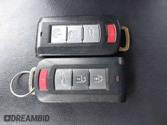 2020 Mitsubishi Outlander SE with VIN JA4AD3A36LZ030889, listed as a IAAI auction lot 43418860 with 181,497 mi miles and . Bid and sale history available at DreamBid. Image 11.