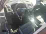 2016 Volkswagen Tiguan S с VIN WVGAV7AX2GW552886, выставлен на аукционе Copart как лот 70595895 с пробегом 74 120 миль миль и Списание • Salvage title. История ставок и продаж доступна на DreamBid. Изображение 8.