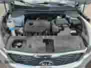 2019 Kia Sorento LX with VIN 5XYPG4A38KG504271, listed as a Copart auction lot 70528545 with 74,208 mi miles and Non repairable. Bid and sale history available at DreamBid. Image 11.