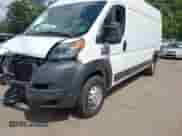 2022 Ram ProMaster Cargo z VIN 3C6LRVDG7NE110590, wystawiony jako IAAI lot #42947226 z przebiegiem Nie podano mil oraz . Historia ofert i sprzedaży dostępna na DreamBid. Obrazek 16.