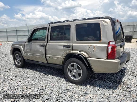 2006 Jeep Commander with VIN 1J8HH48K36C199621, listed as a Copart auction lot 61419785 with Not provided miles and Salvage title. Bid and sale history available at DreamBid. Image 2.