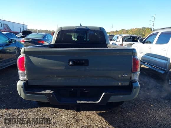 2023 Toyota Tacoma SR5 с VIN 3TMDZ5BNXPM157930, выставлен на аукционе IAAI как лот 43476445 с пробегом 12 297 миль миль и . История ставок и продаж доступна на DreamBid. Изображение 16.
