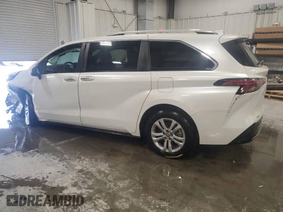 2022 Toyota Sienna Platinum с VIN 5TDESKFC7NS071200, выставлен на аукционе Copart как лот 81896524 с пробегом 48 867 миль миль и Чистый • Clean title. История ставок и продаж доступна на DreamBid. Изображение 2.