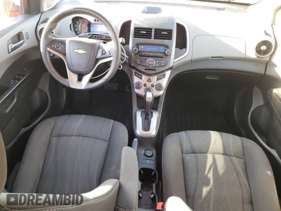2014 Chevrolet Sonic LT с VIN 1G1JC6SH4E4144841, выставлен на аукционе Copart как лот 84975975 с пробегом 159 630 миль миль и Списание • Salvage title. История ставок и продаж доступна на DreamBid. Изображение 8.