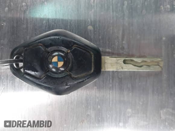 2003 BMW Z4 2.5i with VIN 4USBT33493LS43934, listed as a IAAI auction lot 42622362 with 85,894 mi miles and . Bid and sale history available at DreamBid. Image 11.