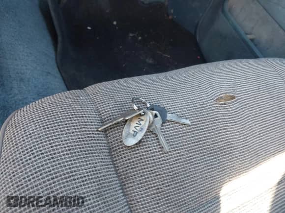 1992 Chevrolet S-10 с VIN 1GCCT19Z1N8122239, выставлен на аукционе IAAI как лот 41667807 с пробегом 400 708 миль миль и . История ставок и продаж доступна на DreamBid. Изображение 11.