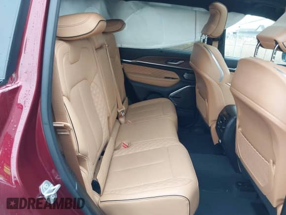 2023 Jeep Grand Cherokee Summit с VIN 1C4RJHEG7P8821939, выставлен на аукционе IAAI как лот 42187332 с пробегом 9 471 миль миль и . История ставок и продаж доступна на DreamBid. Изображение 8.