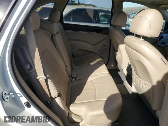 2012 Hyundai Veracruz Limited с VIN KM8NU4CC2CU193901, выставлен на аукционе Copart как лот 82182384 с пробегом 151 346 миль миль и Списание • Salvage title. История ставок и продаж доступна на DreamBid. Изображение 11.