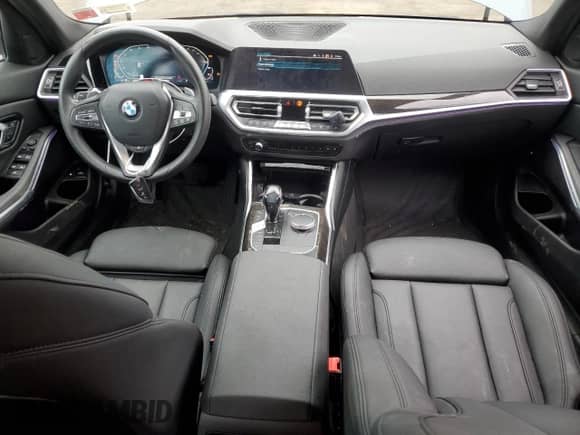 2021 BMW 3 Series 330e xDrive с VIN 3MW5P9J02M8B56487, выставлен на аукционе Copart как лот 40165144 с пробегом 31 033 миль миль и . История ставок и продаж доступна на DreamBid. Изображение 8.