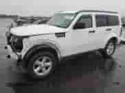 2010 Dodge Nitro SE with VIN 1D4PT2GK6AW121660, listed as a Copart auction lot 72792324 with 175,358 mi miles and Salvage title. Bid and sale history available at DreamBid. Image 1.