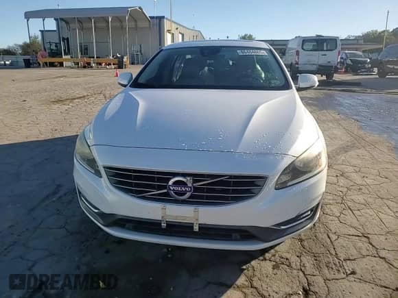 2017 Volvo S60 Inscription с VIN LYV402TKXHB129968, выставлен на аукционе Copart как лот 86484865 с пробегом 107 468 миль миль и Списание • Salvage title. История ставок и продаж доступна на DreamBid. Изображение 14.