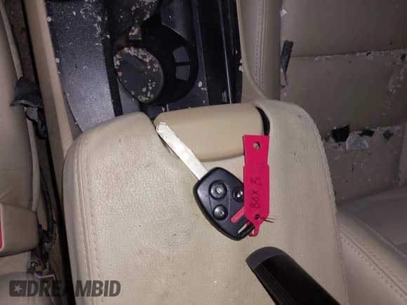 2010 Honda Accord EX-L with VIN 1HGCP2F85AA044784, listed as a IAAI auction lot 43324770 with 211,417 mi miles and . Bid and sale history available at DreamBid. Image 11.