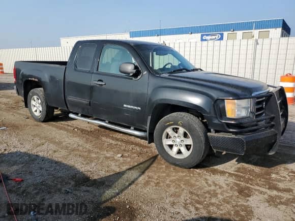 2013 GMC Sierra 1500 SLE z VIN 1GTR2VE76DZ225772, wystawiony jako Copart lot #71264235 z przebiegiem 216 425 mil mil oraz Szkoda całkowita • Salvage title. Historia ofert i sprzedaży dostępna na DreamBid. Obrazek 4.
