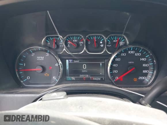 2015 Chevrolet Silverado 2500HD LT z VIN 1GC1KVE82FF572185, wystawiony jako IAAI lot #42207194 z przebiegiem 245 109 mil mil oraz . Historia ofert i sprzedaży dostępna na DreamBid. Obrazek 7.