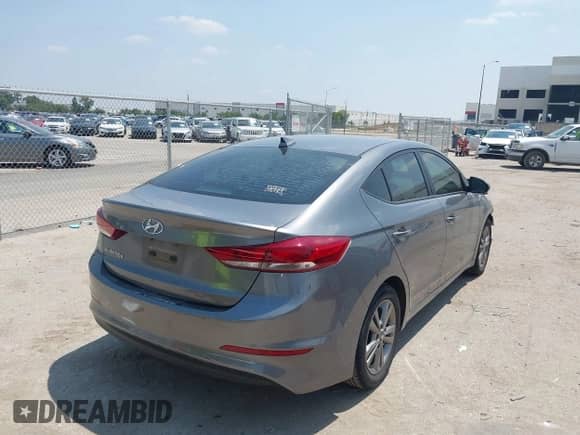 2018 Hyundai Elantra Value Edition z VIN 5NPD84LF2JH246568, wystawiony jako IAAI lot #42923255 z przebiegiem 61 966 mil mil oraz . Historia ofert i sprzedaży dostępna na DreamBid. Obrazek 4.