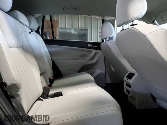 2023 Volkswagen Tiguan SE с VIN 3VV2B7AX0PM124768, выставлен на аукционе Copart как лот 63393305 с пробегом Не указан миль и На запчасти • Non repairable. История ставок и продаж доступна на DreamBid. Изображение 11.