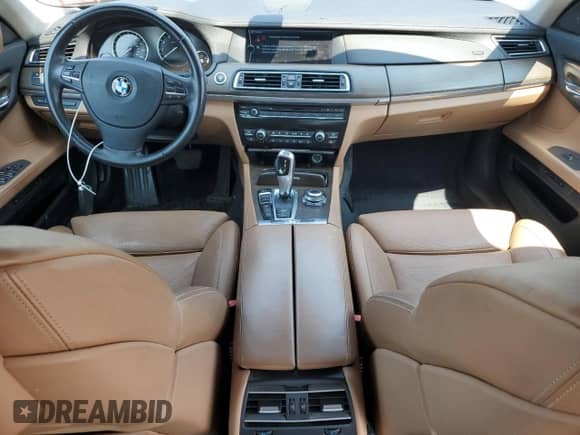 2011 BMW 7 Series 750Li xDrive with VIN WBAKC8C53BC434157, listed as a Copart auction lot 68614085 with 89,995 mi miles and Salvage title. Bid and sale history available at DreamBid. Image 8.