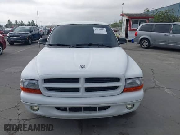 2000 Dodge Dakota Sport with VIN 1B7GL22ZXYS526021, listed as a IAAI auction lot 42153004 with 67,542 mi miles and . Bid and sale history available at DreamBid. Image 12.