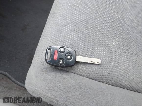 2009 Honda Accord EX z VIN 1HGCP26799A102477, wystawiony jako IAAI lot #43251936 z przebiegiem 120 962 mil mil oraz . Historia ofert i sprzedaży dostępna na DreamBid. Obrazek 11.