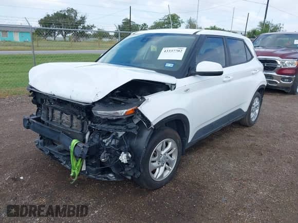 2021 Hyundai Venue SE с VIN KMHRB8A3XMU073167, выставлен на аукционе IAAI как лот 43337702 с пробегом 51 229 миль миль и . История ставок и продаж доступна на DreamBid. Изображение 18.