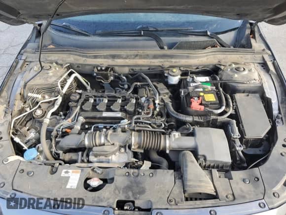 2018 Honda Accord Sport z VIN 1HGCV1F33JA210725, wystawiony jako Copart lot #81811955 z przebiegiem 100 159 mil mil oraz Szkoda całkowita • Salvage title. Historia ofert i sprzedaży dostępna na DreamBid. Obrazek 11.