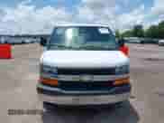 2011 Chevrolet Express Passenger 1LT z VIN 1GAZG1FG1B1134583, wystawiony jako IAAI lot #42298615 z przebiegiem 348 107 mil mil oraz . Historia ofert i sprzedaży dostępna na DreamBid. Obrazek 12.