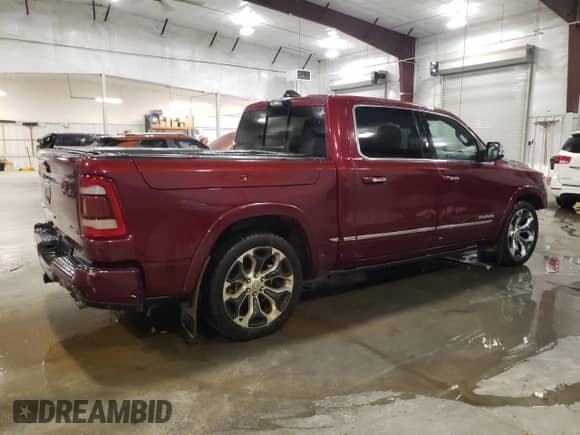2022 Ram 1500 Limited z VIN 1C6SRFHT4NN414786, wystawiony jako Copart lot #69249365 z przebiegiem 59 005 mil mil oraz Szkoda całkowita • Salvage title. Historia ofert i sprzedaży dostępna na DreamBid. Obrazek 3.
