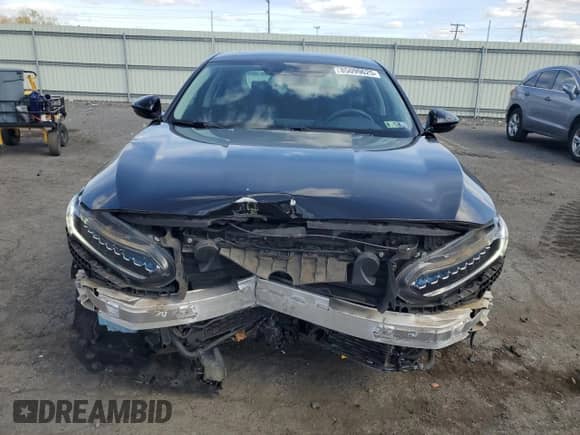2019 Honda Accord Touring with VIN 1HGCV3F99KA003144, listed as a Copart auction lot 85099625 with 62,672 mi miles and Salvage title. Bid and sale history available at DreamBid. Image 5.