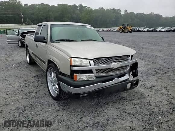 2004 Chevrolet Silverado 1500 with VIN 1GCEC19T74Z236694, listed as a Copart auction lot 81790965 with 243,787 mi miles and Salvage title. Bid and sale history available at DreamBid. Image 13.
