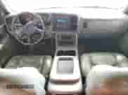 2005 GMC Sierra 1500 SLE z VIN 1GTEK19Z25Z266873, wystawiony jako Copart lot #81870355 z przebiegiem 148 483 mil mil oraz Szkoda całkowita • Salvage title. Historia ofert i sprzedaży dostępna na DreamBid. Obrazek 8.
