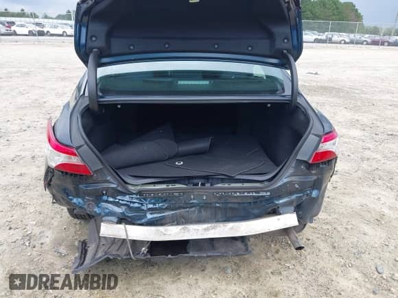 2019 Toyota Camry LE с VIN 4T1B11HK0KU808129, выставлен на аукционе IAAI как лот 43037543 с пробегом 143 999 миль миль и . История ставок и продаж доступна на DreamBid. Изображение 6.