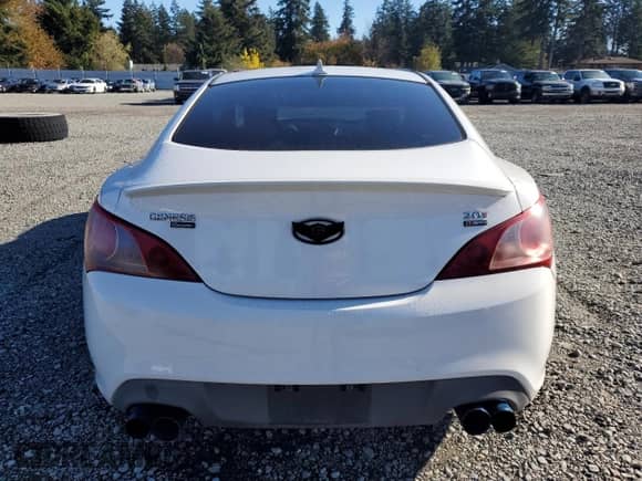 2012 Hyundai Genesis Coupe R-Spec с VIN KMHHT6KDXCU076878, выставлен на аукционе Copart как лот 79673894 с пробегом 111 083 миль миль и Списание • Salvage title. История ставок и продаж доступна на DreamBid. Изображение 6.