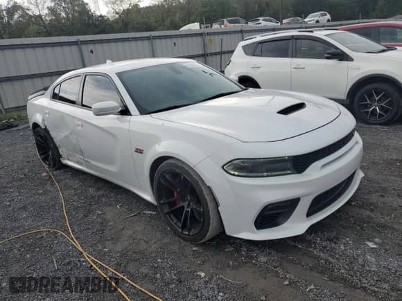 2021 Dodge Charger Scat Pack with VIN 2C3CDXGJ2MH626602, listed as a Copart auction lot 83965235 with 39,481 mi miles and Salvage title. Bid and sale history available at DreamBid. Image 4.